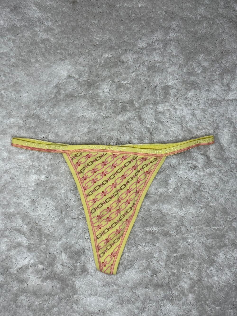 NWOT Victoria’s Secret String Thong Yellow Pink Logo Print Medium